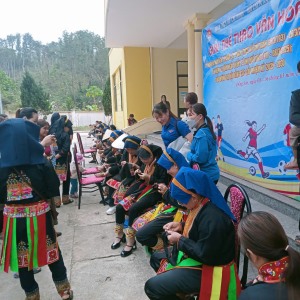 Đoàn TNCSHCM - Hội LHPN xã tổ chức giải thể thao văn hóa